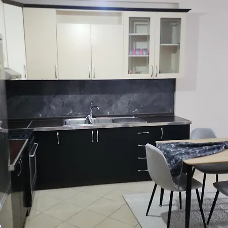 A-tirana Bus Terminal Apartment Kashar