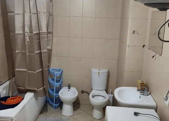 A-tirana Bus Terminal Apartamento